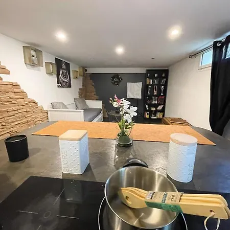 Zen A Paris Houilles